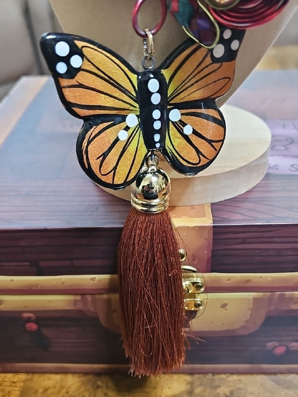 Statement Floral & Butterfly Pendant Necklace - Blue - Picture 3 of 12